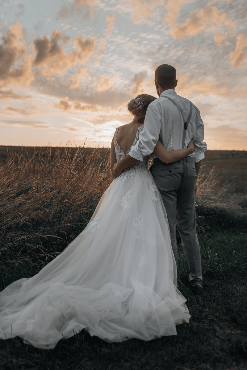 Hochzeitspaar beim Sonnenuntergang in Erfurt